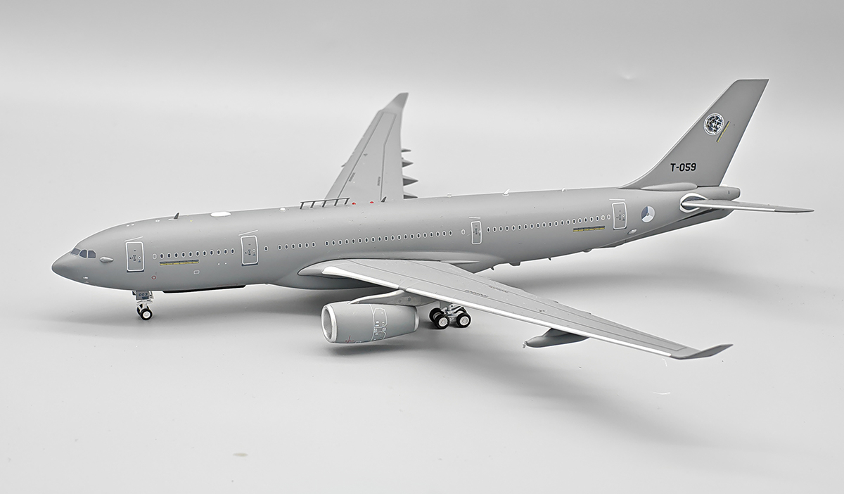 Home | INFLIGHT200 Inflight 1:200 ユナイテッド航空 B727-200 N7251U